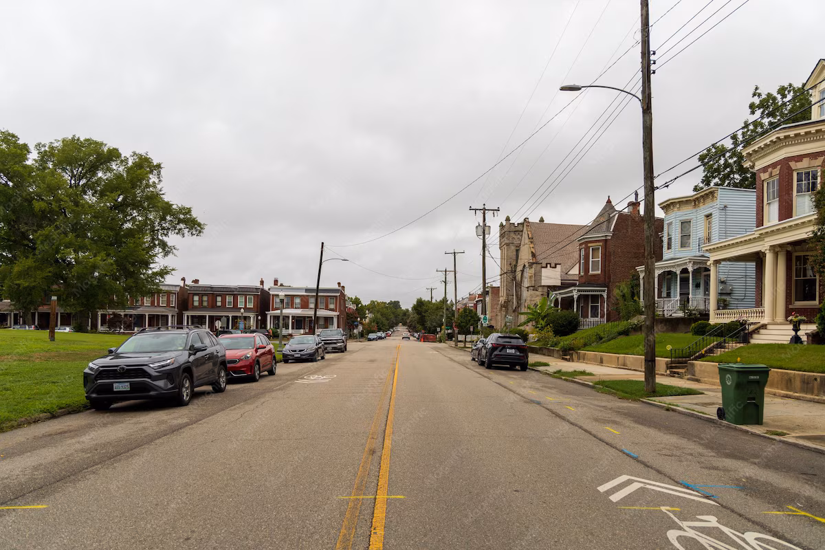 Tree-lined historic street in Richmond, Virginia